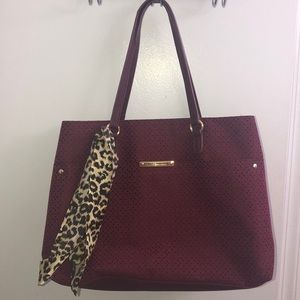 Tommy Hilfiger Tote